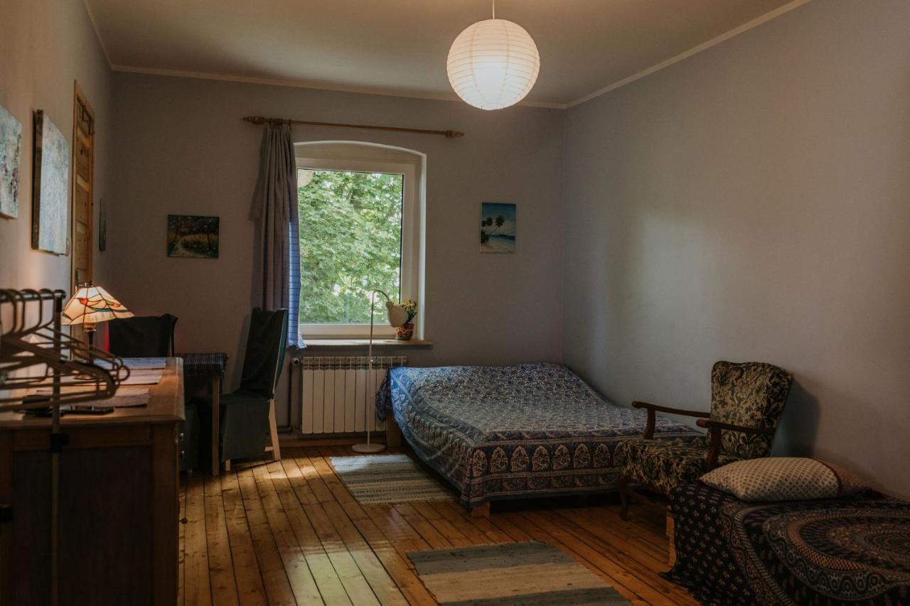 Stara Szkola Nad Jeziorem Czarne  Bagian luar foto
